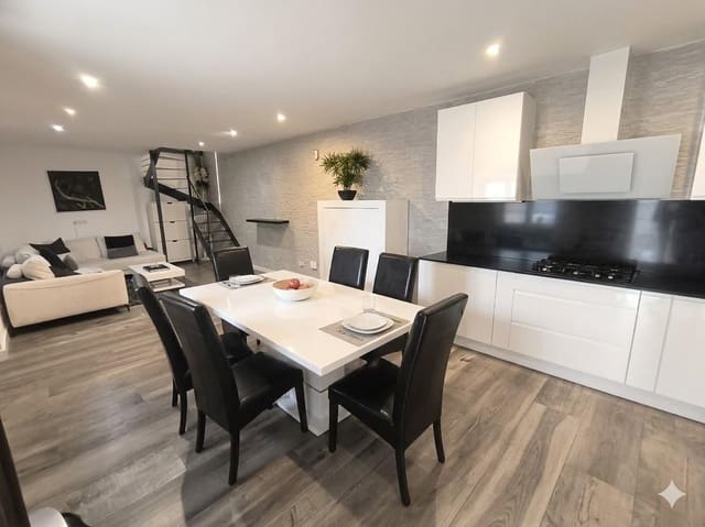 3 slaapkamer Rijtjeshuis te koop in Andratx - € 500.000 (Ref: 9755805)