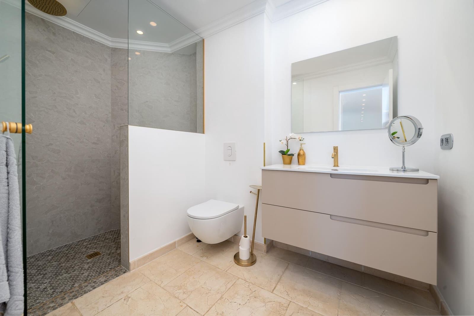 7 makuuhuone Huvila myytävänä paikassa Costa de la Calma mukana uima-altaan - 6 950 000 € (Ref: 9762062)