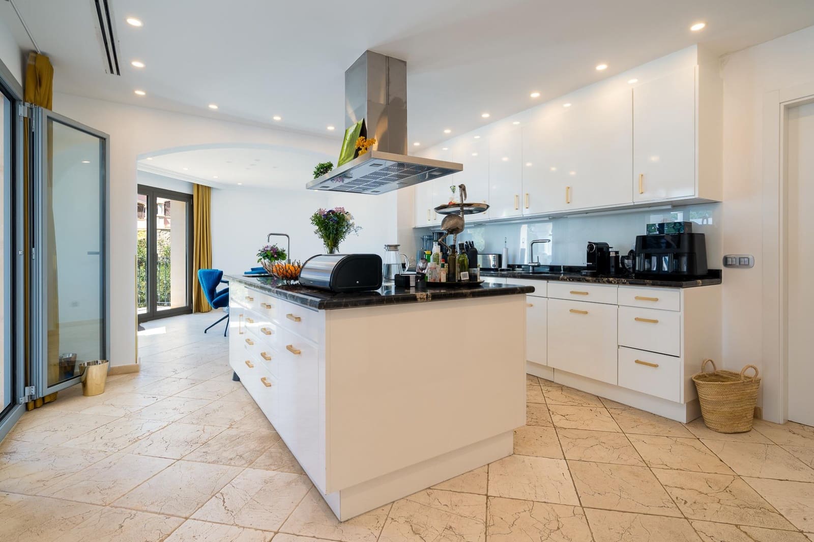 7 makuuhuone Huvila myytävänä paikassa Costa de la Calma mukana uima-altaan - 6 950 000 € (Ref: 9762062)