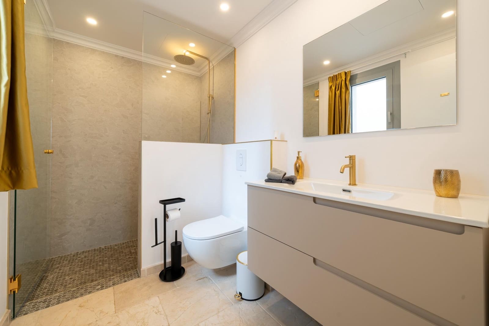 7 makuuhuone Huvila myytävänä paikassa Costa de la Calma mukana uima-altaan - 6 950 000 € (Ref: 9762062)