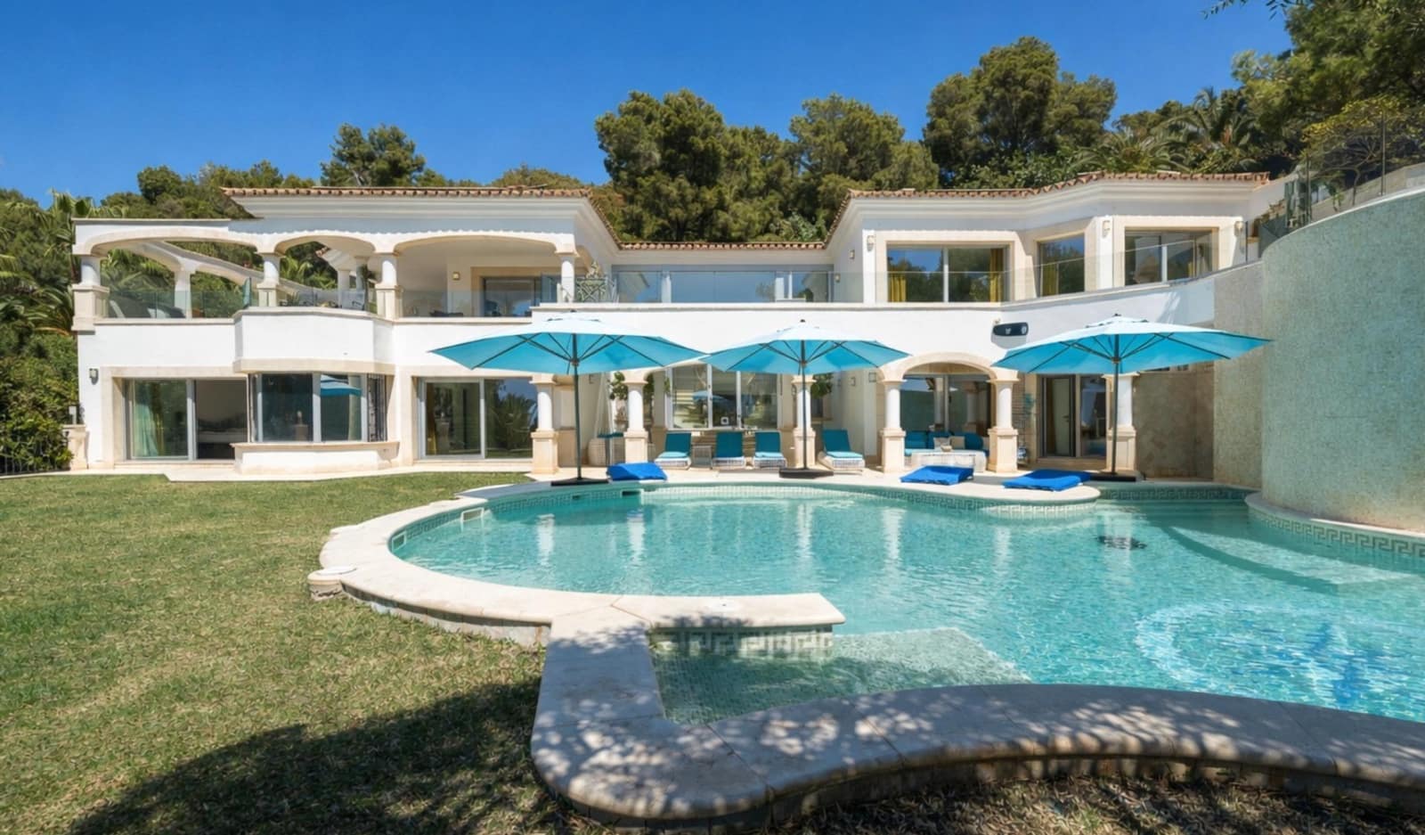 7 makuuhuone Huvila myytävänä paikassa Costa de la Calma mukana uima-altaan - 6 950 000 € (Ref: 9762062)