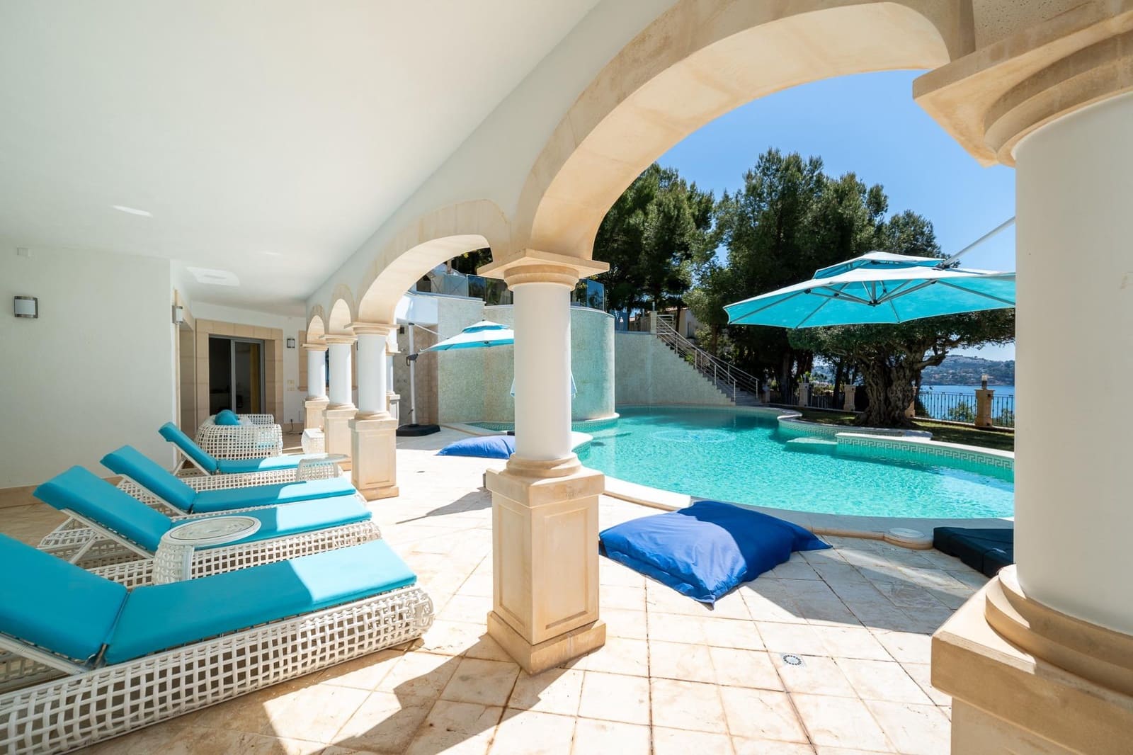 7 makuuhuone Huvila myytävänä paikassa Costa de la Calma mukana uima-altaan - 6 950 000 € (Ref: 9762062)