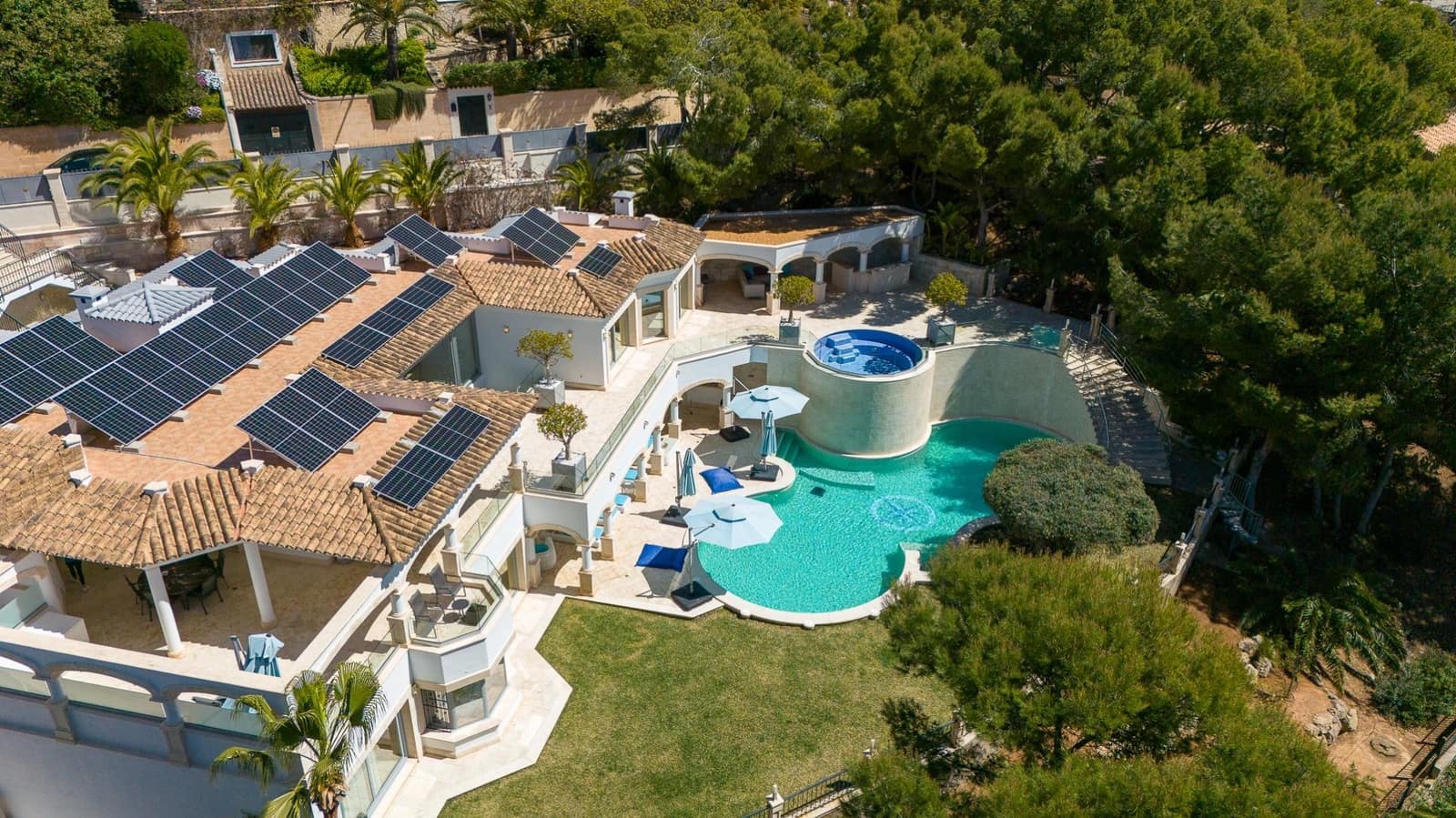 7 makuuhuone Huvila myytävänä paikassa Costa de la Calma mukana uima-altaan - 6 950 000 € (Ref: 9762062)