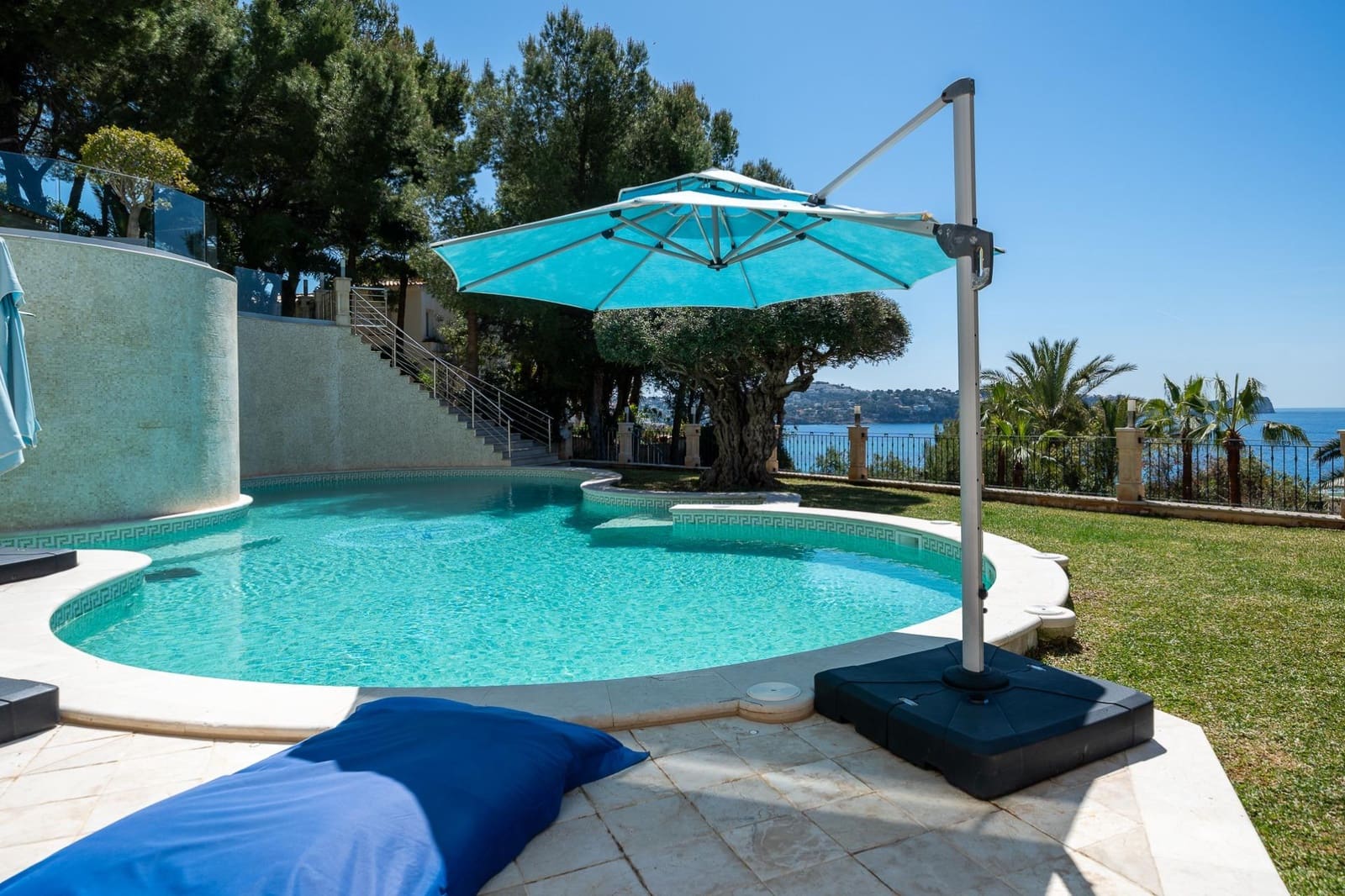 7 makuuhuone Huvila myytävänä paikassa Costa de la Calma mukana uima-altaan - 6 950 000 € (Ref: 9762062)