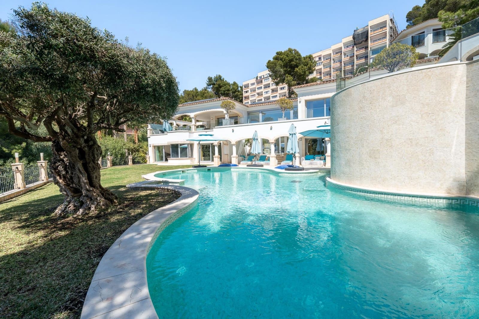 7 makuuhuone Huvila myytävänä paikassa Costa de la Calma mukana uima-altaan - 6 950 000 € (Ref: 9762062)