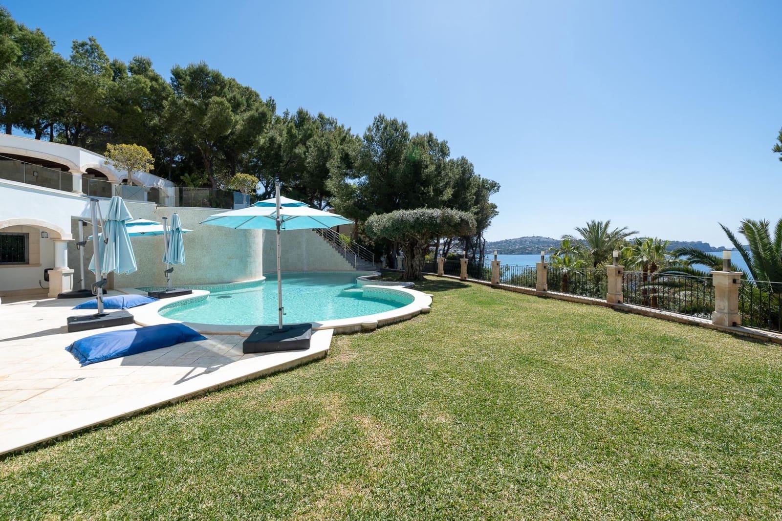 7 makuuhuone Huvila myytävänä paikassa Costa de la Calma mukana uima-altaan - 6 950 000 € (Ref: 9762062)