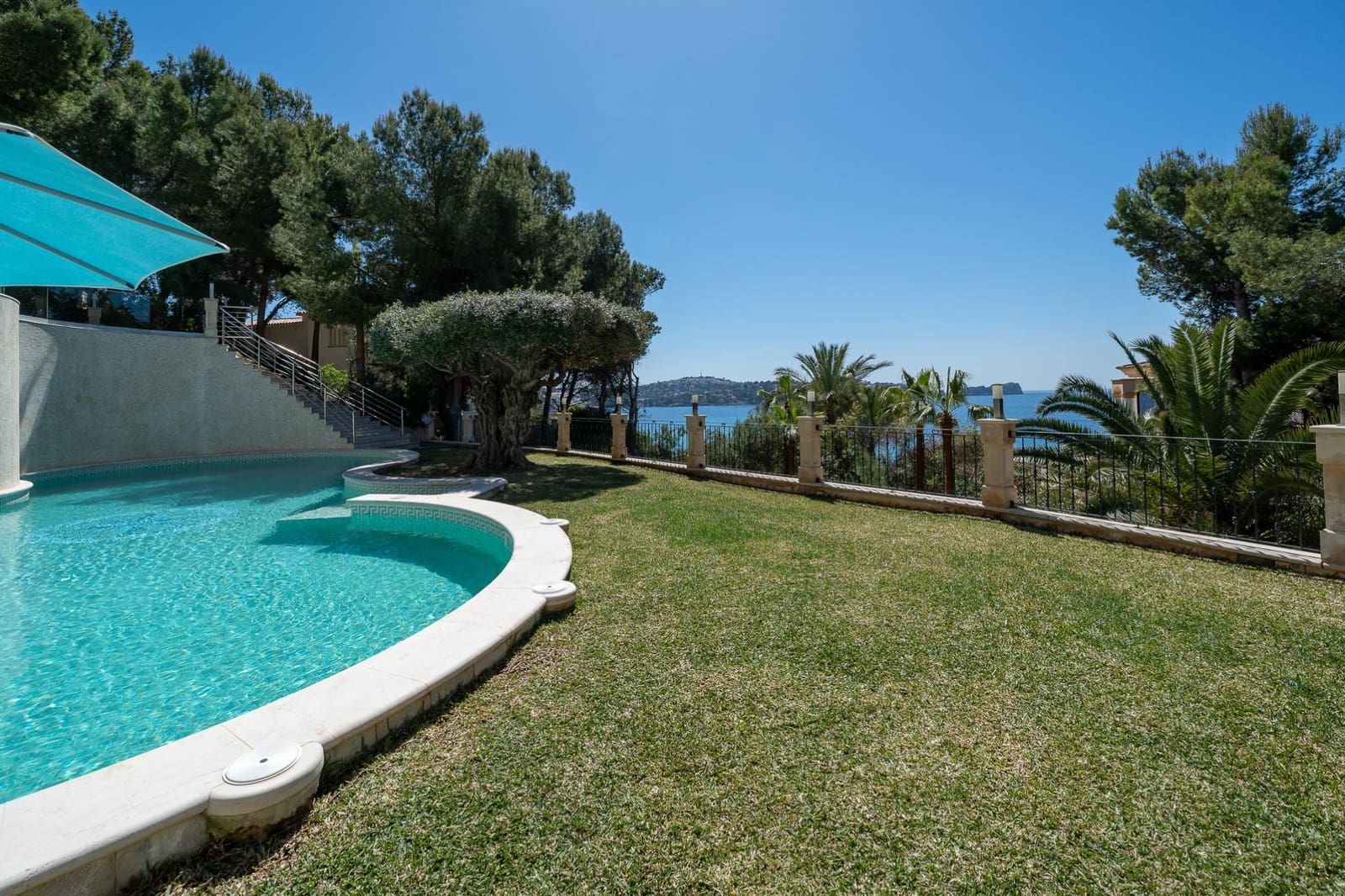 7 makuuhuone Huvila myytävänä paikassa Costa de la Calma mukana uima-altaan - 6 950 000 € (Ref: 9762062)