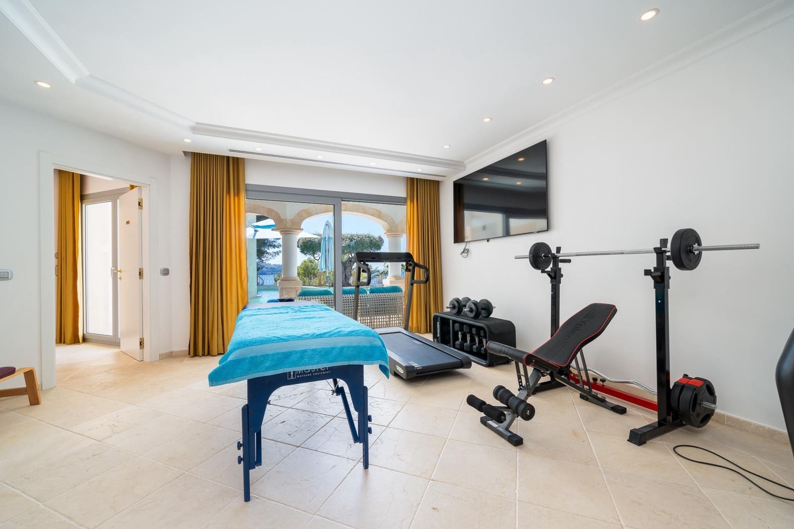 7 makuuhuone Huvila myytävänä paikassa Costa de la Calma mukana uima-altaan - 6 950 000 € (Ref: 9762062)