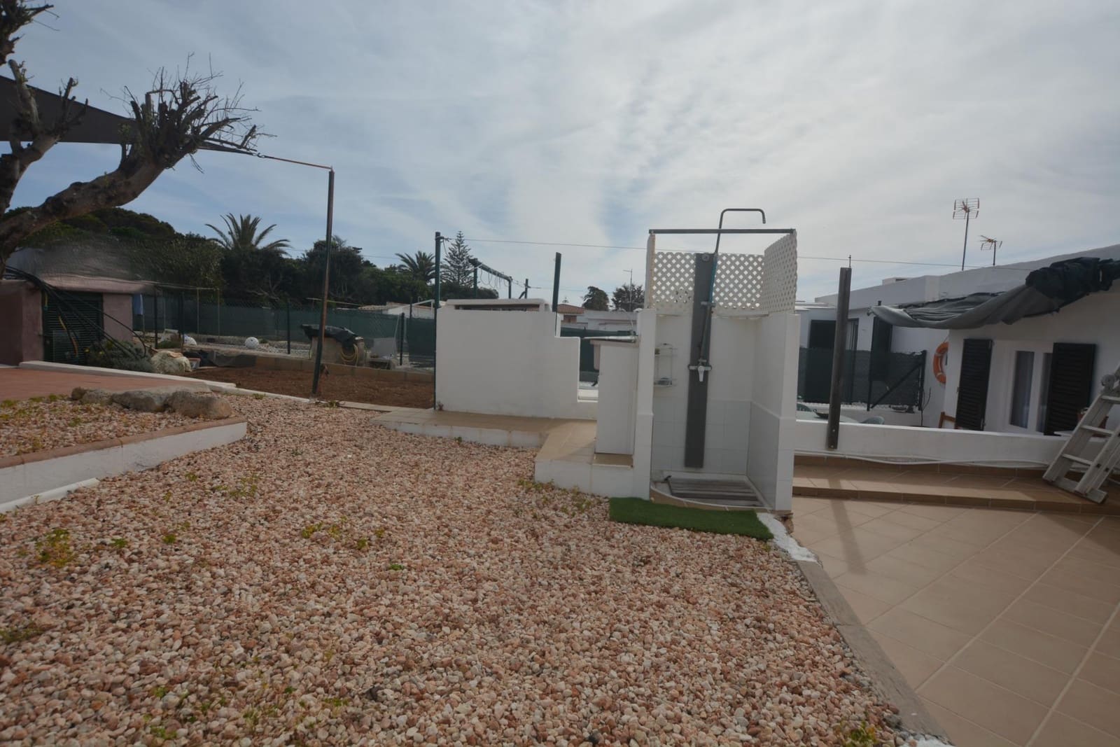 3 sypialnia Bungalow na sprzedaż w San Luis / Sant Lluis z basenem - 575 000 € (Ref: 9773161)