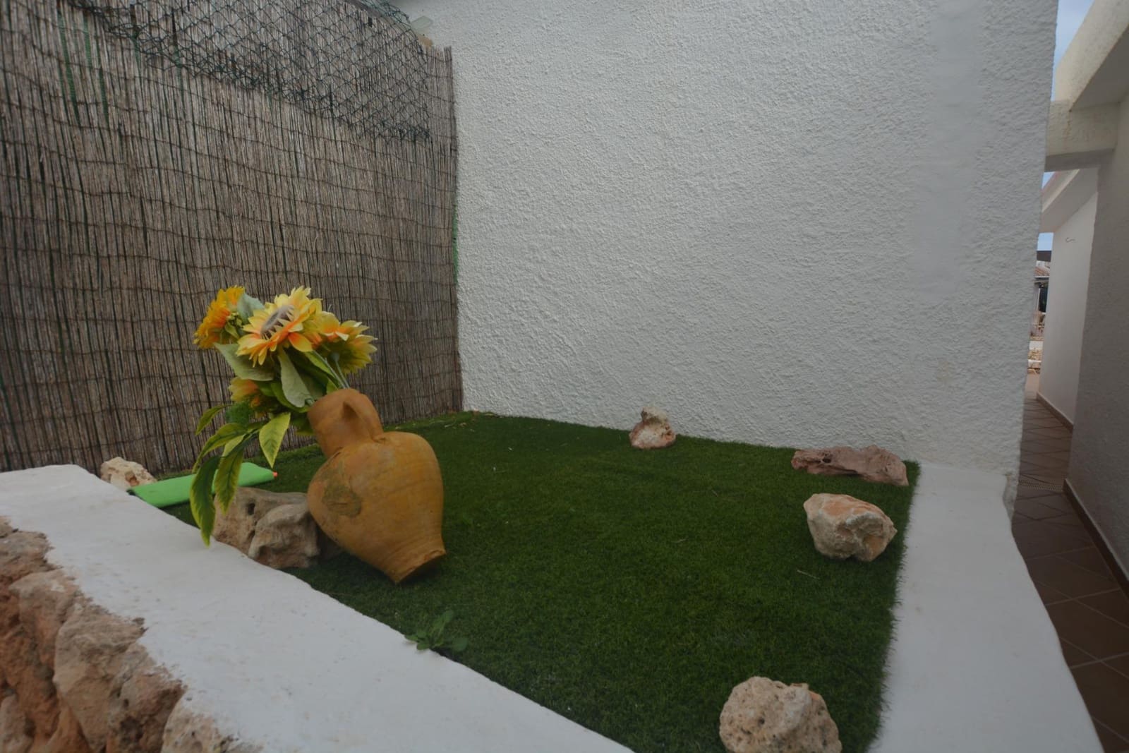 3 sypialnia Bungalow na sprzedaż w San Luis / Sant Lluis z basenem - 575 000 € (Ref: 9773161)