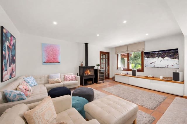 4 soverom Villa til salgs i Santa Ponsa, Calvià med svømmebasseng garasje - € 1 995 000 (Ref: 9778260)