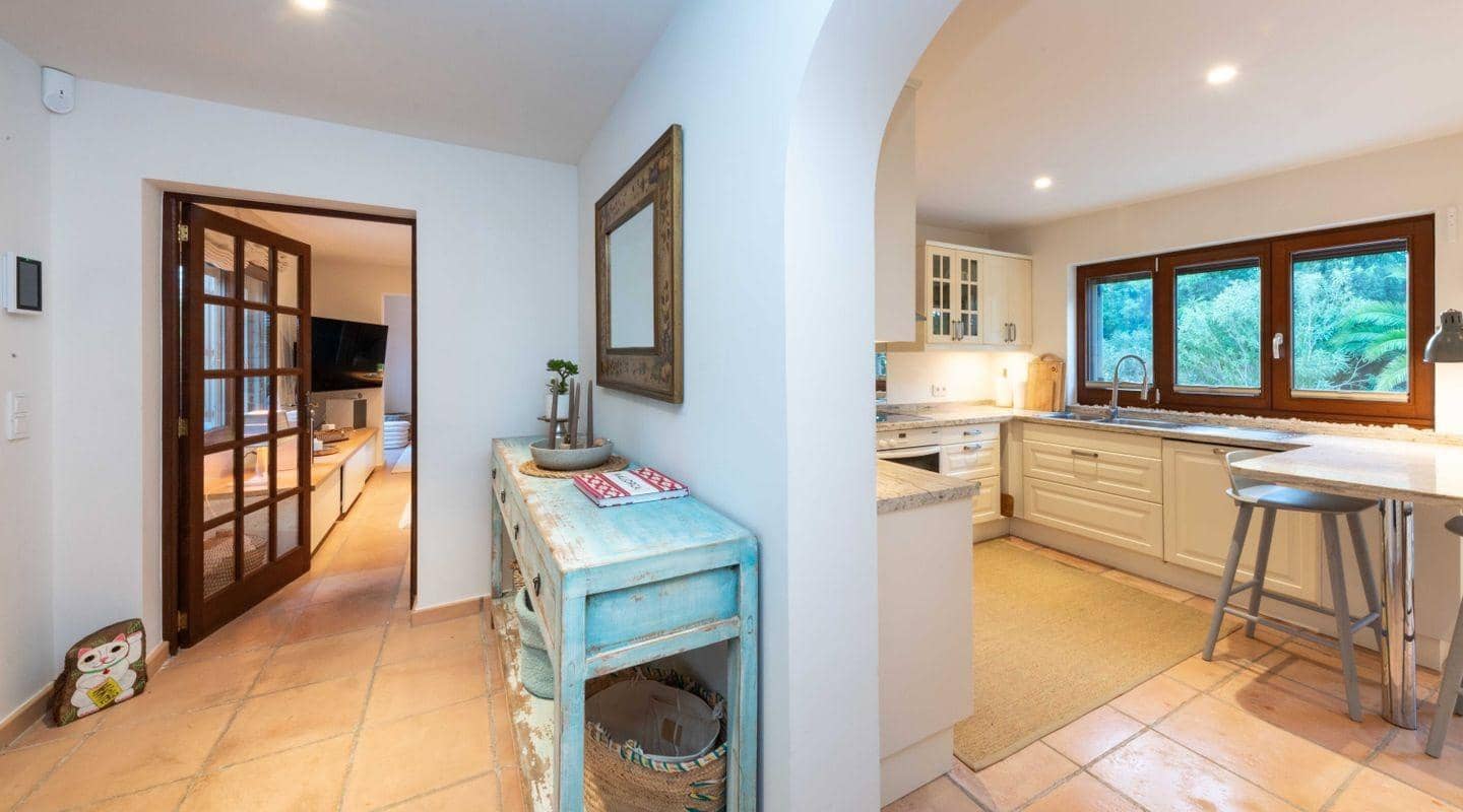 4 soverom Villa til salgs i Santa Ponsa med svømmebasseng garasje - € 1 995 000 (Ref: 9778260)