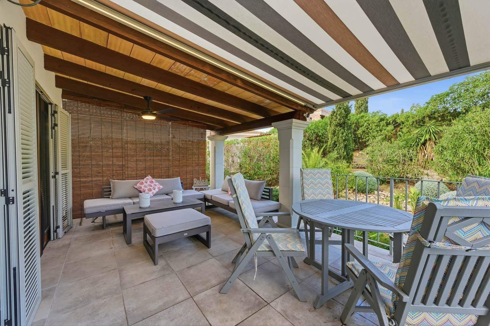 4 soverom Villa til salgs i Santa Ponsa med svømmebasseng garasje - € 1 995 000 (Ref: 9778260)