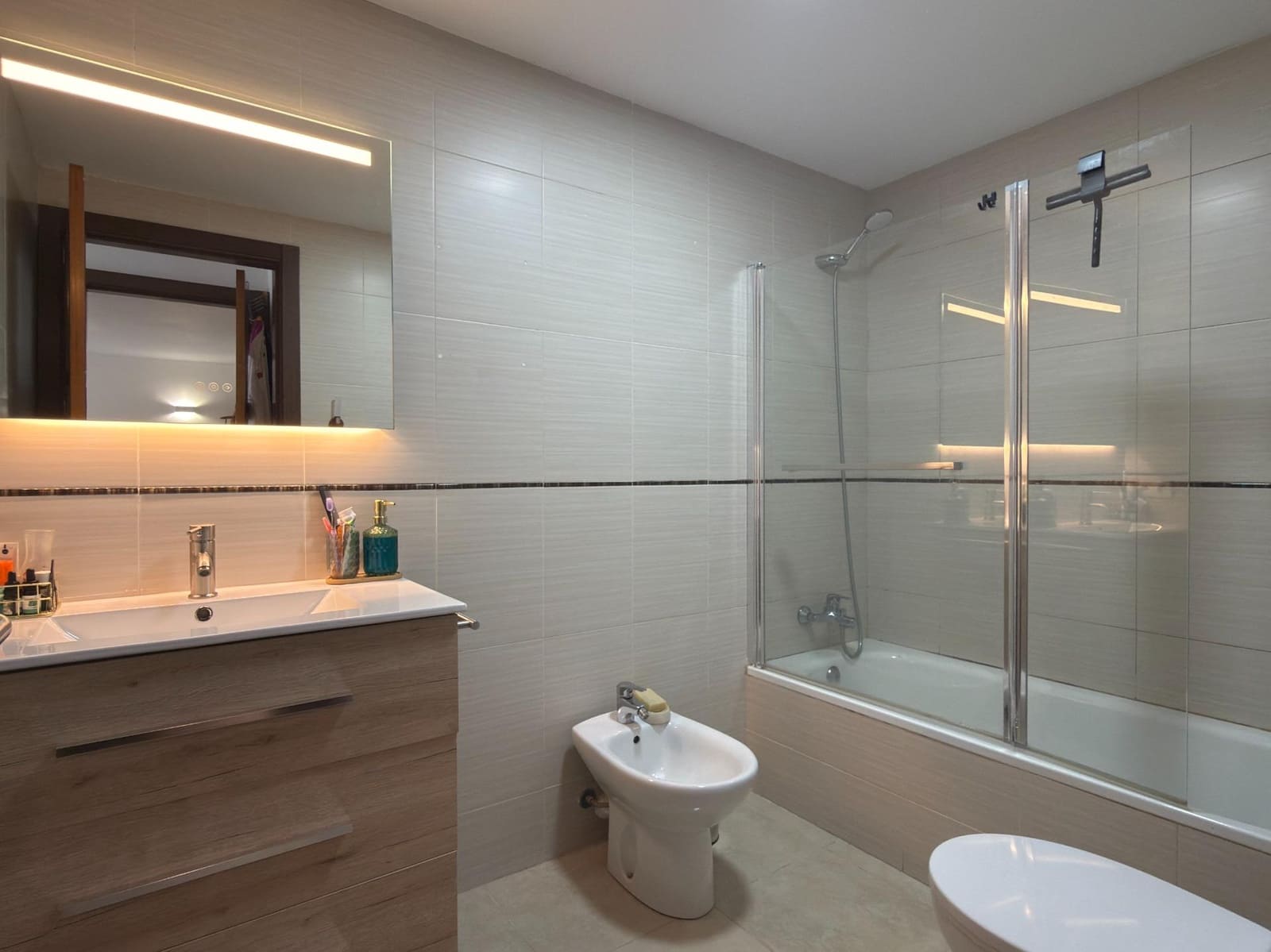 2 bedroom Flat for sale in Inca with garage - € 289,000 (Ref: 9794746)