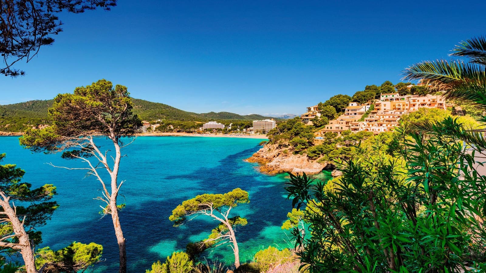 2 slaapkamer Appartement te koop in Capdepera met zwembad garage - € 655.000 (Ref: 9794747)