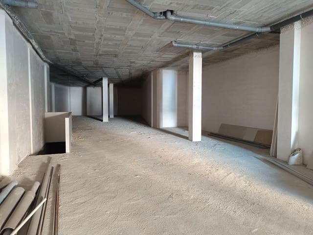 Commerciale in vendita in Manacor con garage - 375.000 € (Rif: 9804384)