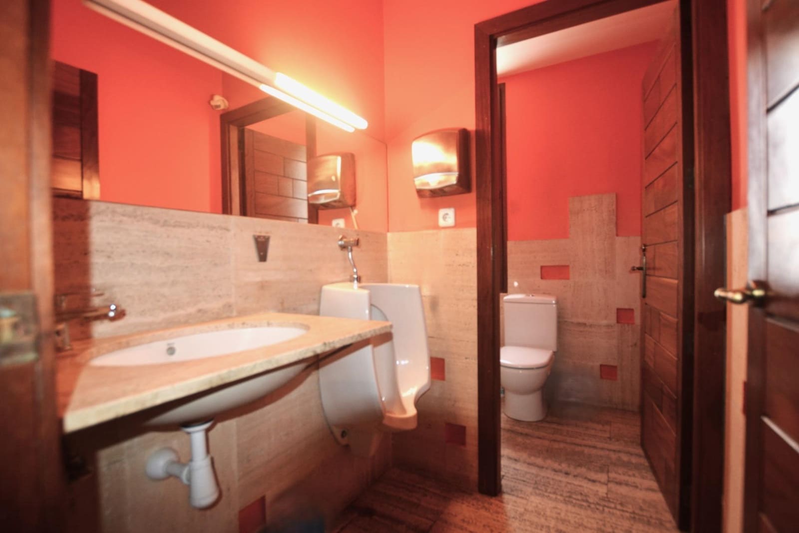 Yritys myytävänä paikassa El Migjorn Gran / Es Migjorn Gran - 940 000 € (Ref: 9808061)