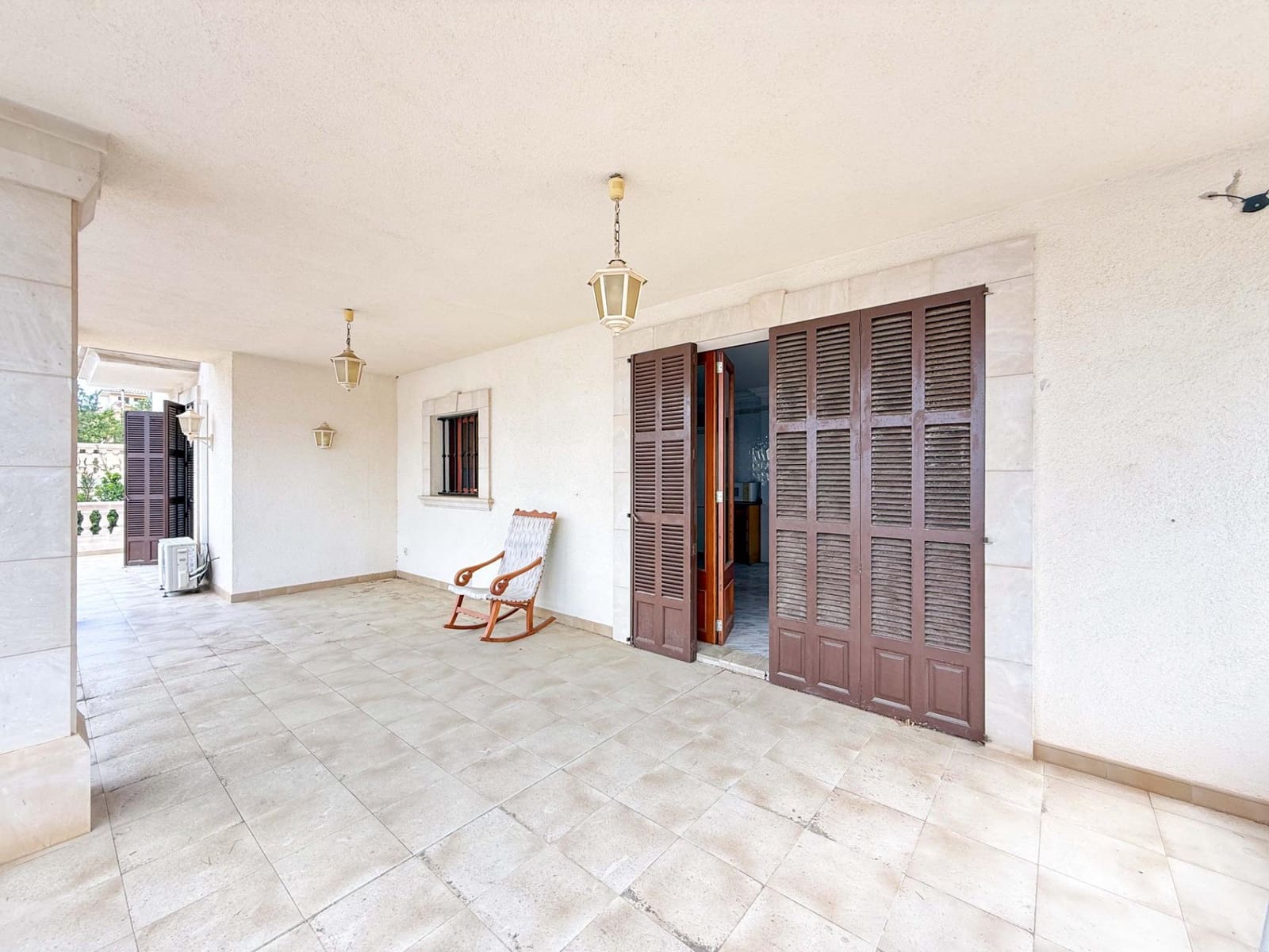 4 bedroom Villa for rent in Portocristo / Port de Manacor with garage - € 2,000 (Ref: 9820607)