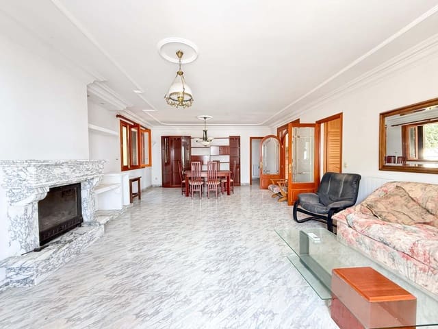 4 soveværelse Villa til leje i Portocristo / Port de Manacor, Manacor med garage - € 2.000 (Ref: 9820607)
