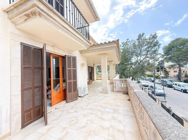4 soveværelse Villa til leje i Portocristo / Port de Manacor, Manacor med garage - € 2.000 (Ref: 9820607)