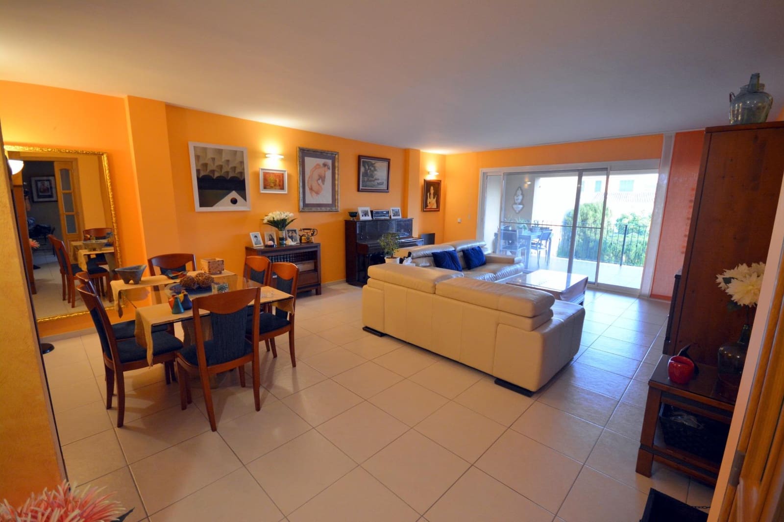 3 bedroom Flat for sale in Santa Maria del Cami with pool - € 620,000 (Ref: 9865265)