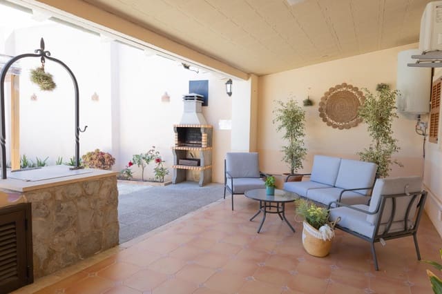 3 chambre Villa/Maison à vendre à Ses Salines avec piscine garage - 1 500 000 € (Ref: 9873610)