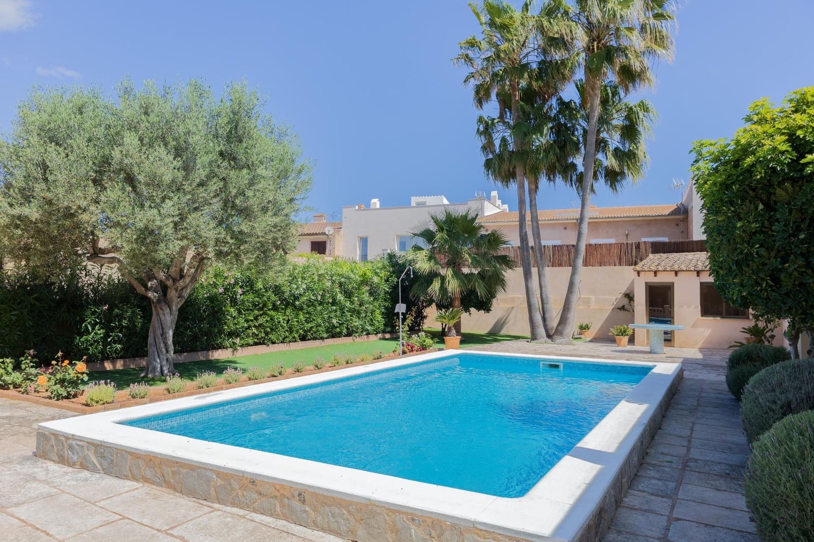3 bedroom Villa for sale in Ses Salines with pool garage - € 1,500,000 (Ref: 9873610)