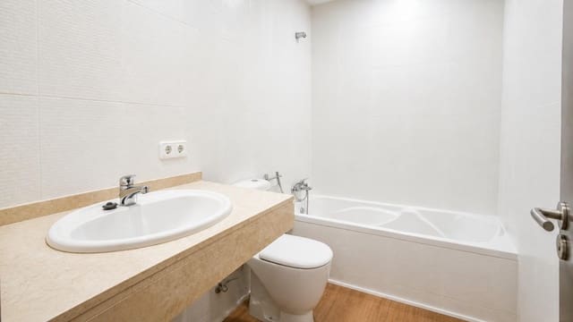 2 bedroom Penthouse for sale in Mancor de la Vall - € 369,000 (Ref: 9893965)