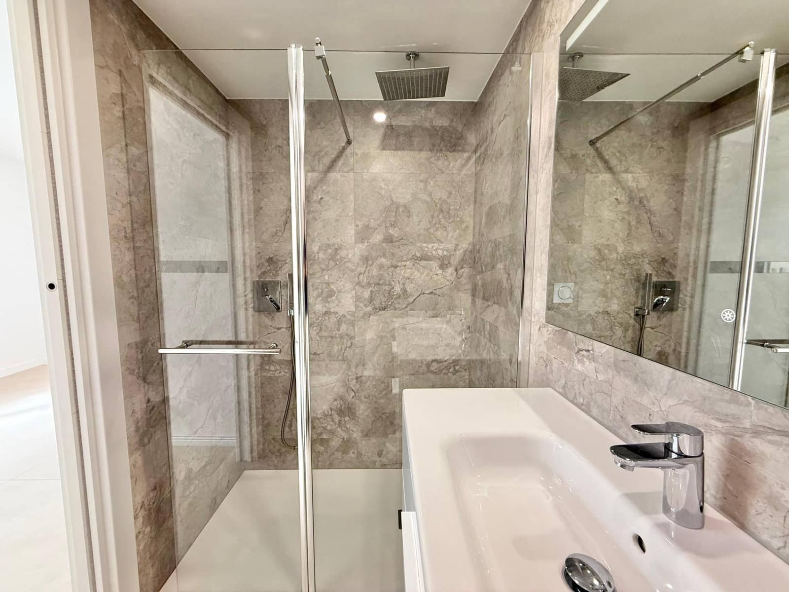 3 makuuhuone Rivitalo vuokrattavana paikassa Palma de Mallorca mukana uima-altaan - 2 900 € (Ref: 9913252)