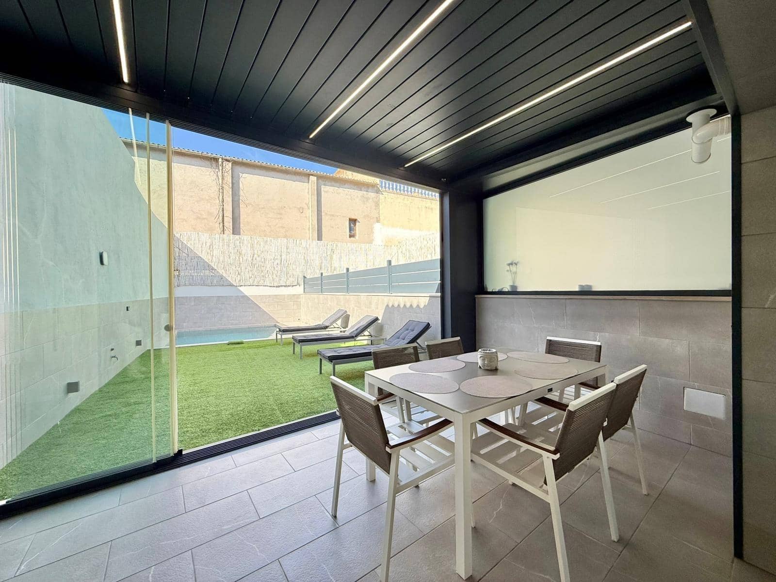 3 makuuhuone Rivitalo vuokrattavana paikassa Palma de Mallorca mukana uima-altaan - 2 900 € (Ref: 9913252)