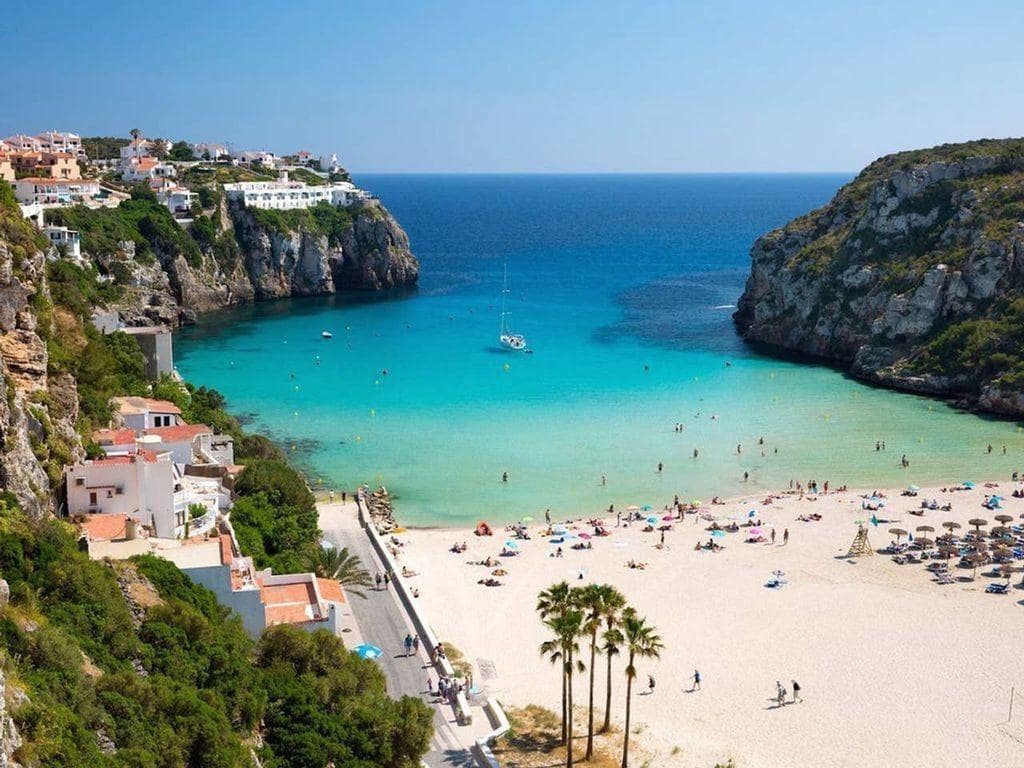 2 bedroom Apartment for sale in Cala'n Porter with pool - € 290,000 (Ref: 9922380)