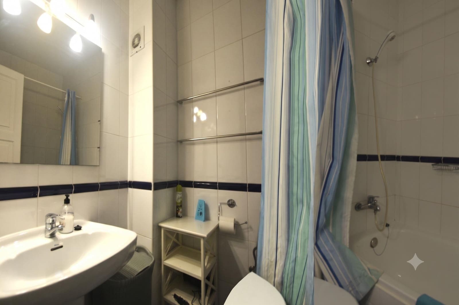 2 bedroom Apartment for sale in Cala'n Porter with pool - € 290,000 (Ref: 9922380)