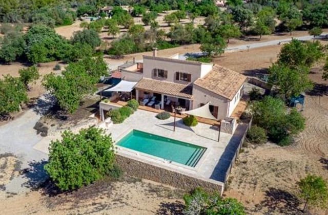 Finca/Casa Rural de 4 habitaciones en Felanitx en venta con garaje - 1.600.000 € (Ref: 9966719)