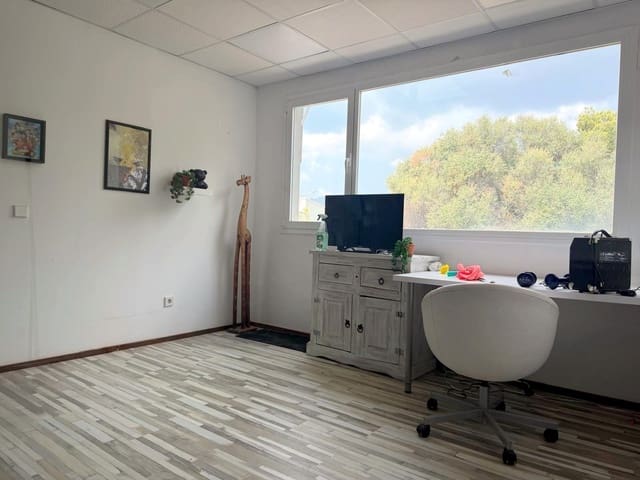 Kantoor te huur in Palma de Mallorca - € 350 (Ref: 9998872)