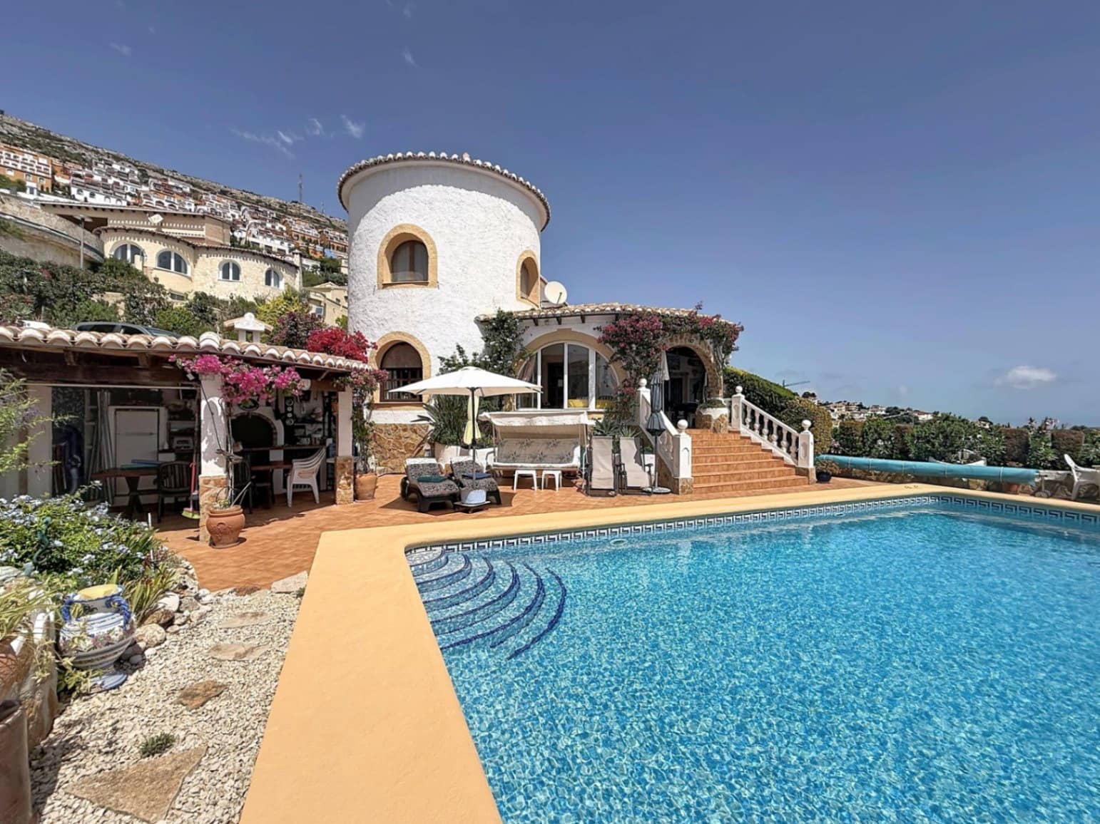 3 slaapkamer Villa te koop in Benitachell / Benitatxell met zwembad garage - € 950.000 (Ref: 10015850)
