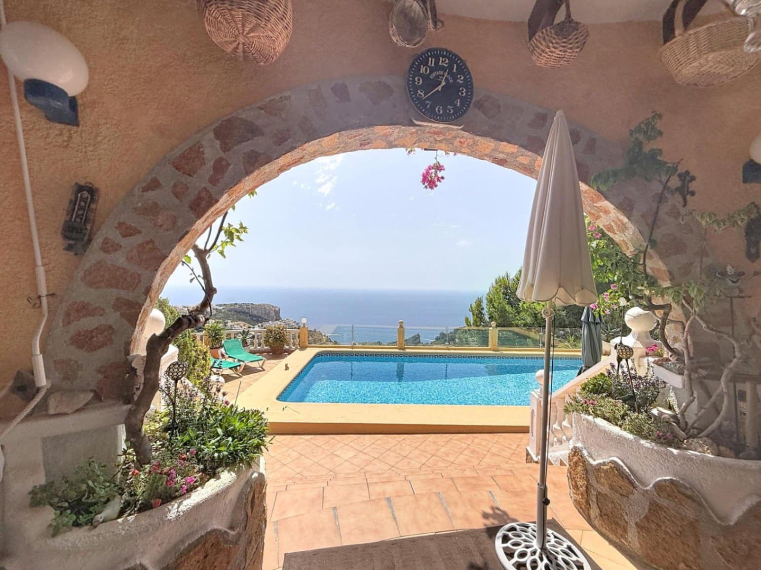 3 slaapkamer Villa te koop in Benitachell / Benitatxell met zwembad garage - € 950.000 (Ref: 10015850)