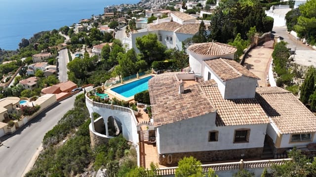 3 slaapkamer Villa te koop in Cumbre del Sol, Benitachell / Benitatxell met zwembad garage - € 950.000 (Ref: 10015850)