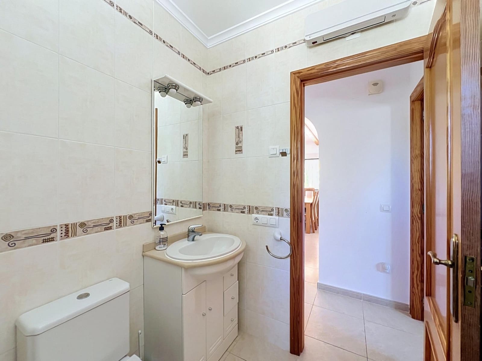 3 Zimmer Villa zu verkaufen in Benitachell / Benitatxell mit Pool Garage - 585.000 € (Ref: 10112220)