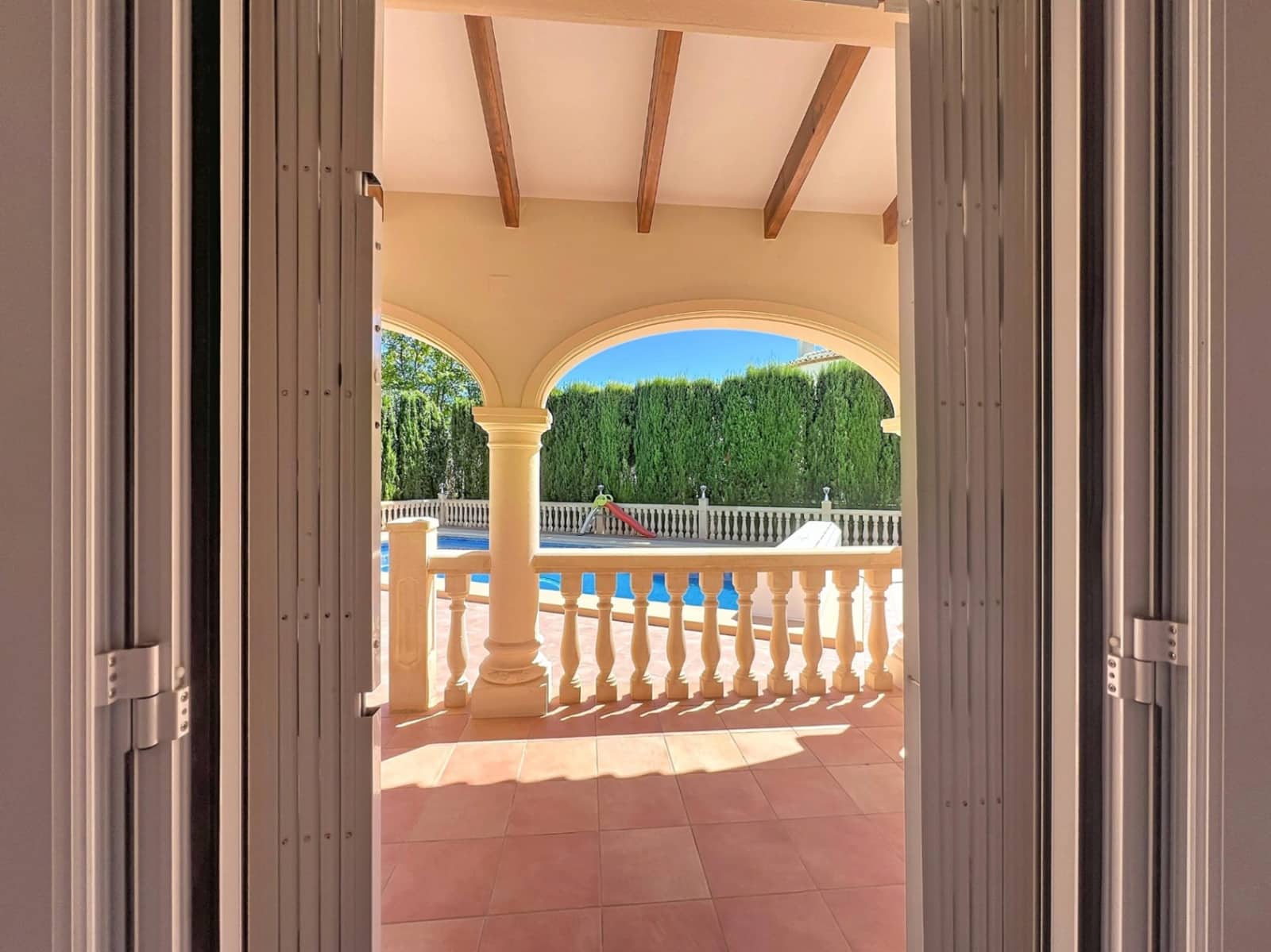 3 Zimmer Villa zu verkaufen in Benitachell / Benitatxell mit Pool Garage - 585.000 € (Ref: 10112220)