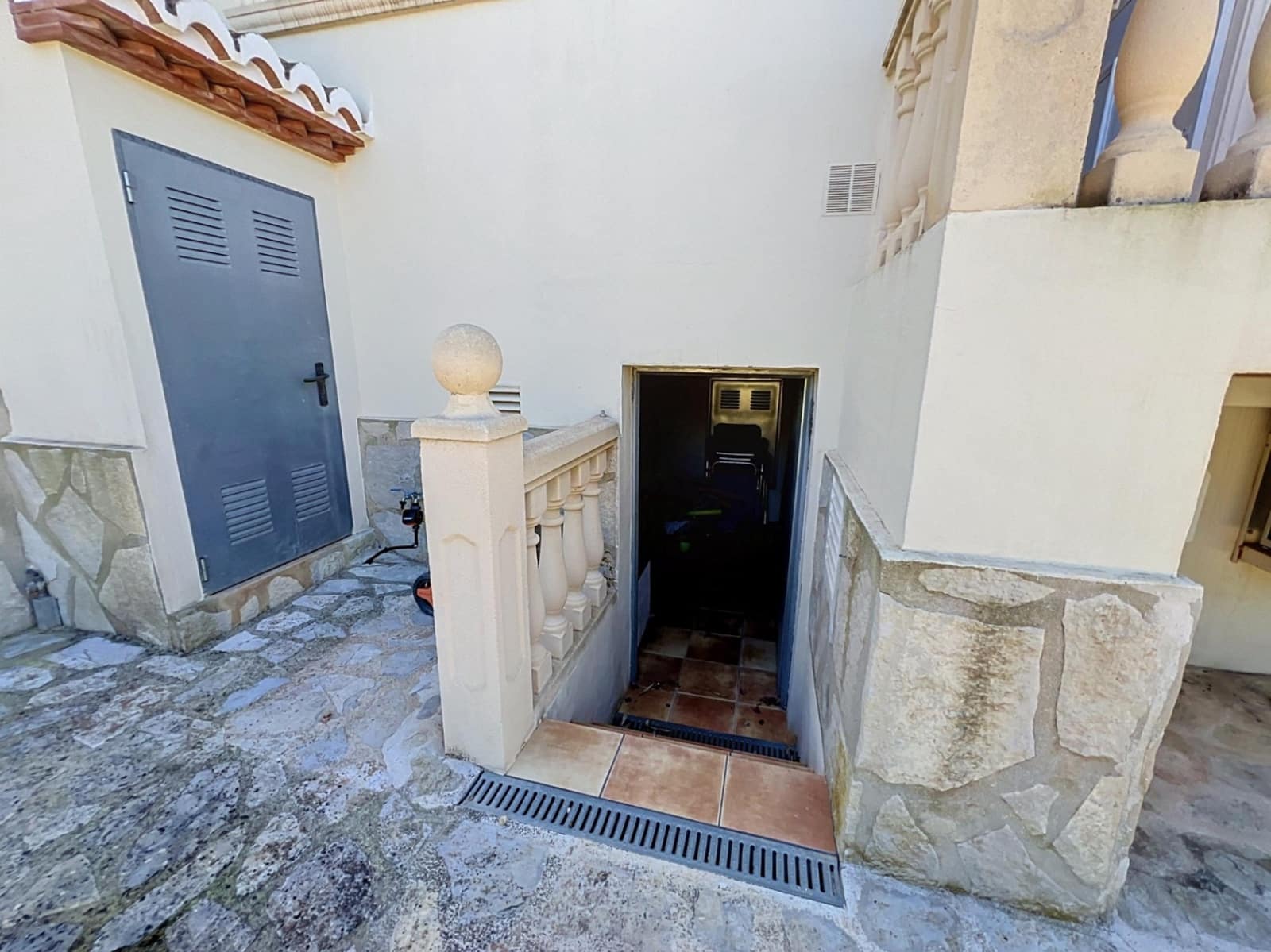 3 Zimmer Villa zu verkaufen in Benitachell / Benitatxell mit Pool Garage - 585.000 € (Ref: 10112220)