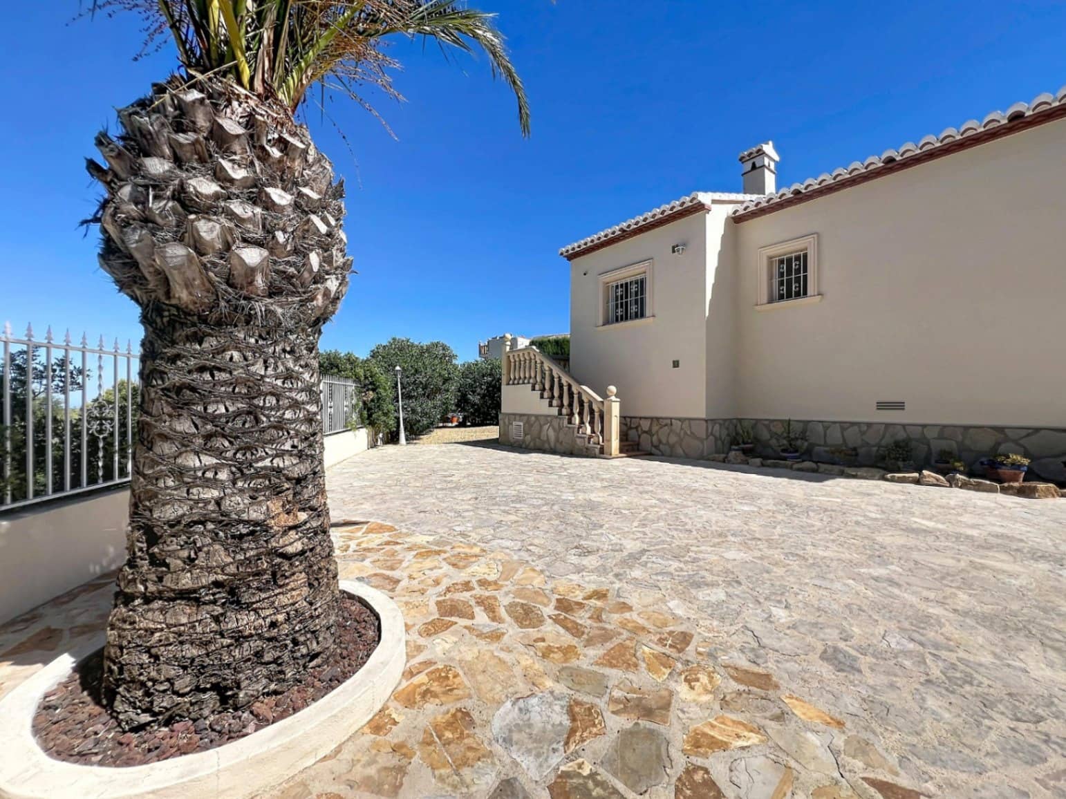 3 Zimmer Villa zu verkaufen in Benitachell / Benitatxell mit Pool Garage - 585.000 € (Ref: 10112220)