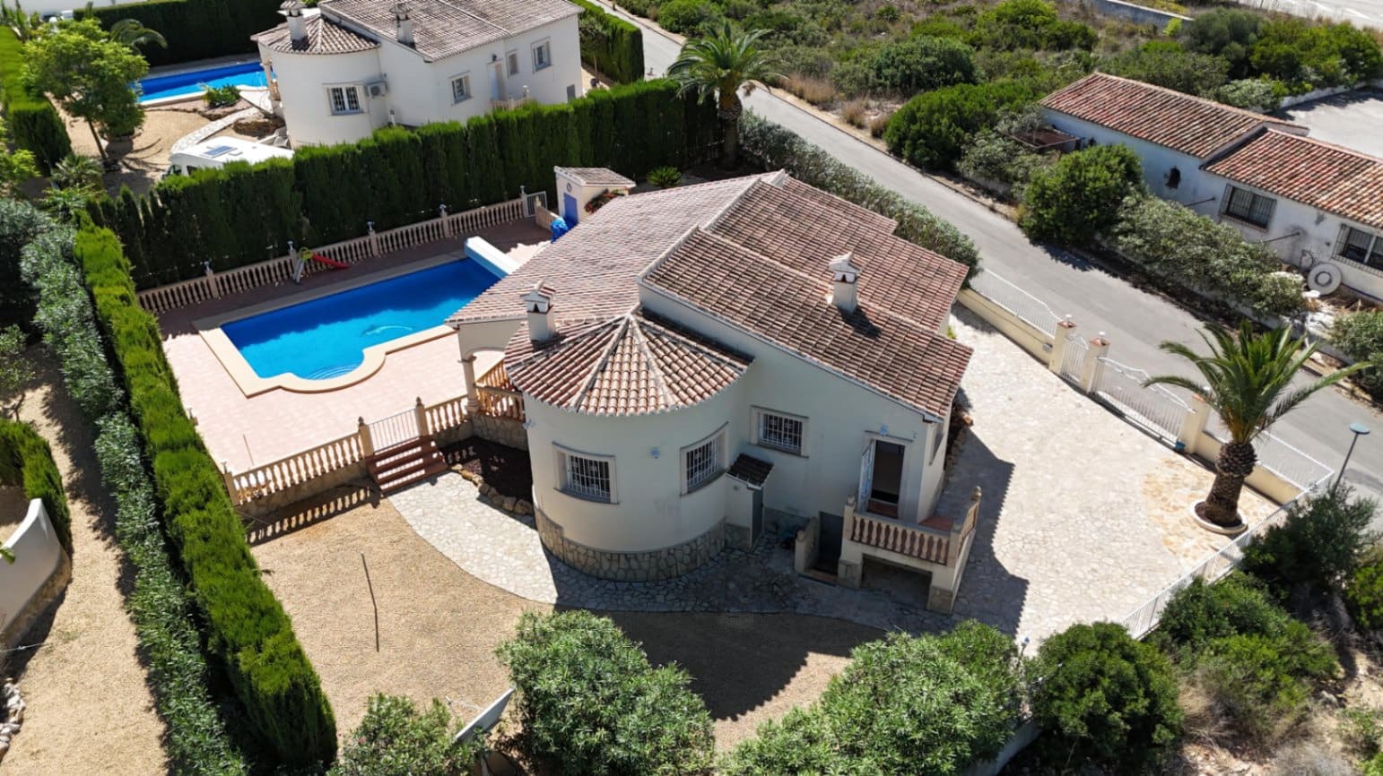 3 Zimmer Villa zu verkaufen in Benitachell / Benitatxell mit Pool Garage - 585.000 € (Ref: 10112220)