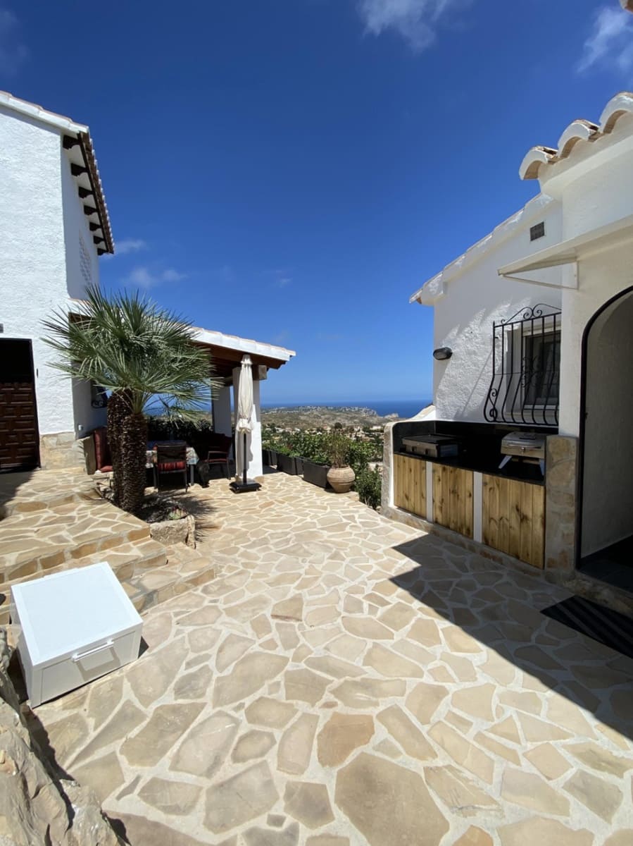 Chalet de 4 habitaciones en Benitachell / Benitatxell en venta con piscina garaje - 890.000 € (Ref: 10140451)
