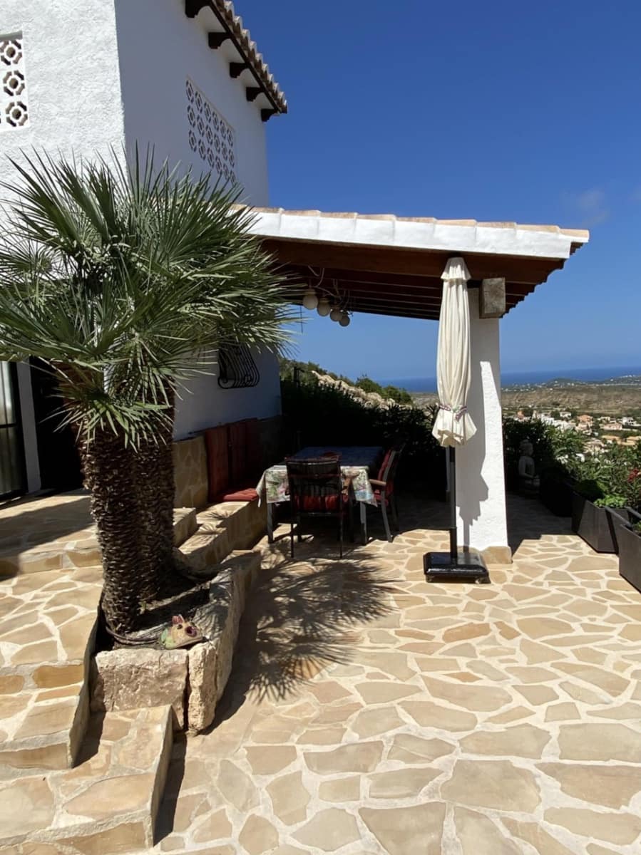Chalet de 4 habitaciones en Benitachell / Benitatxell en venta con piscina garaje - 890.000 € (Ref: 10140451)