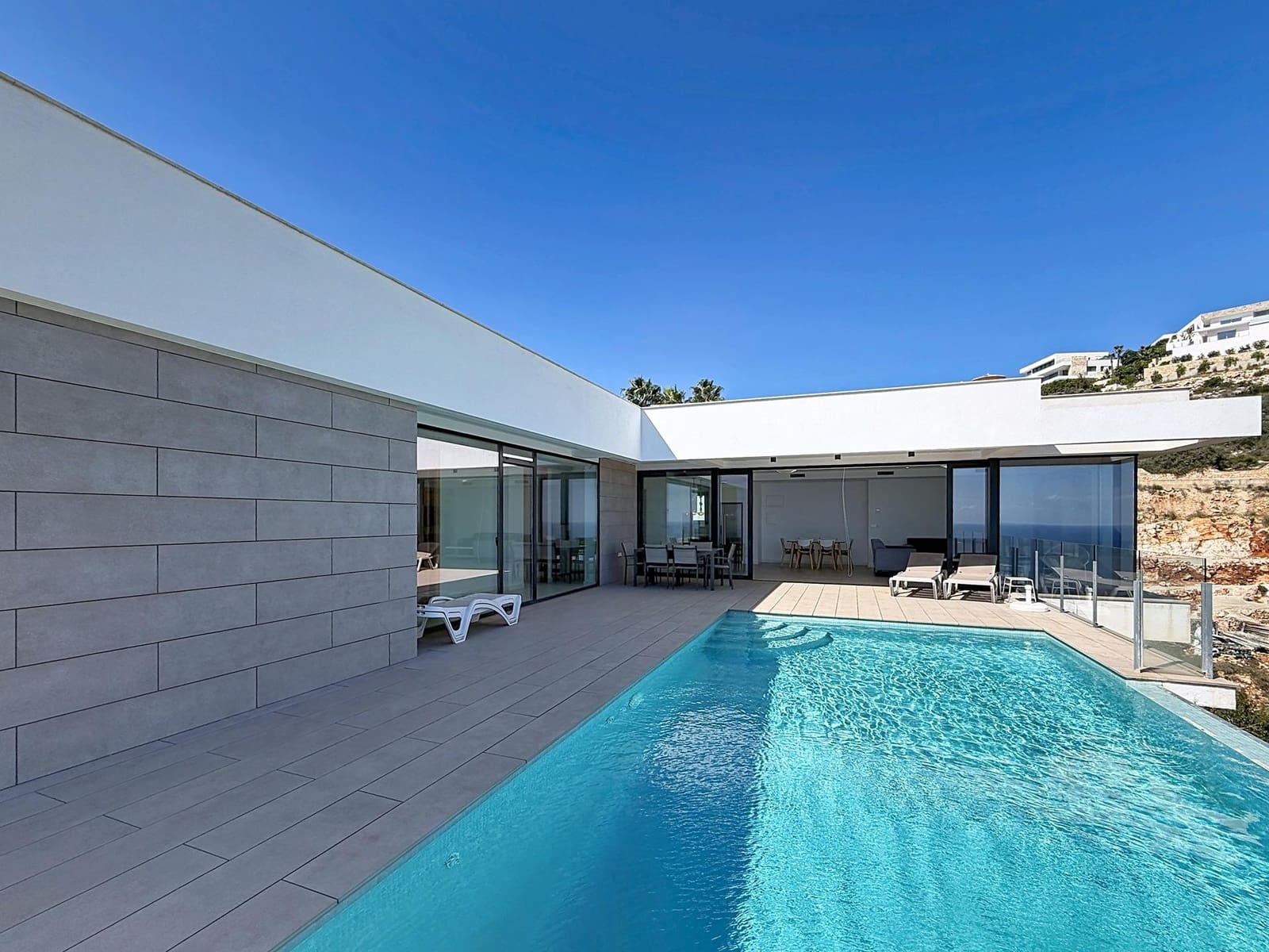 4 soveværelse Villa til salg i Benitachell / Benitatxell med swimmingpool garage - € 1.080.000 (Ref: 10153851)