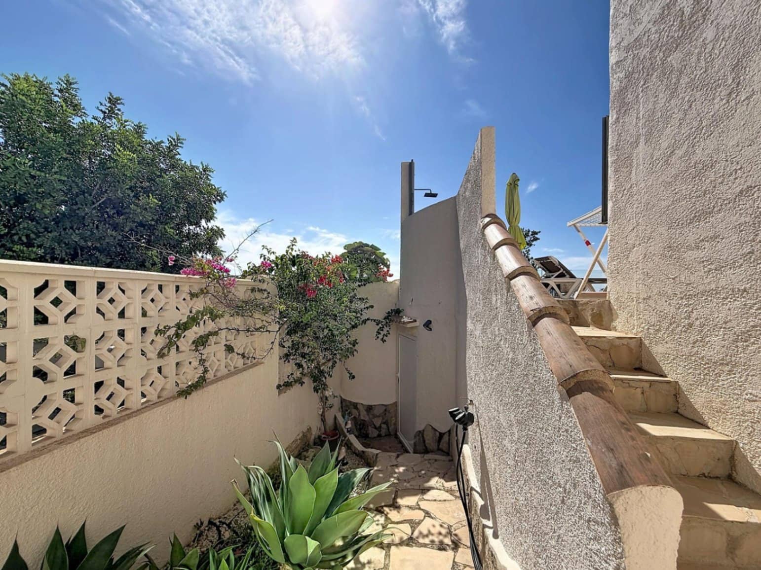 4 bedroom Villa for sale in Benitachell / Benitatxell with pool garage - € 895,000 (Ref: 10154184)