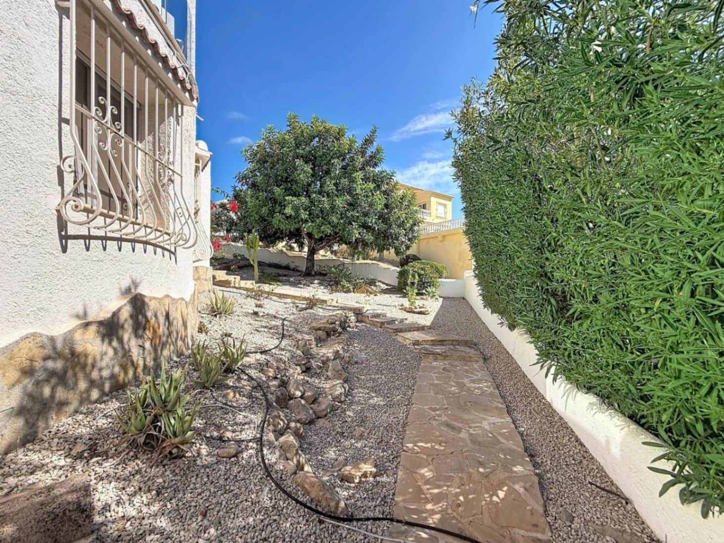 4 bedroom Villa for sale in Benitachell / Benitatxell with pool garage - € 895,000 (Ref: 10154184)