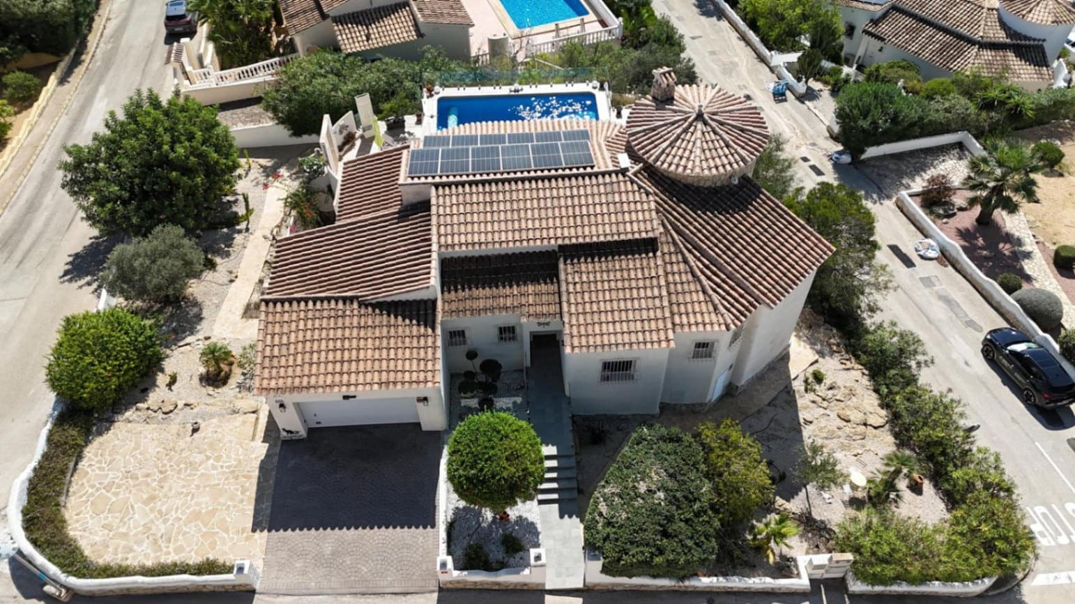 4 bedroom Villa for sale in Benitachell / Benitatxell with pool garage - € 895,000 (Ref: 10154184)