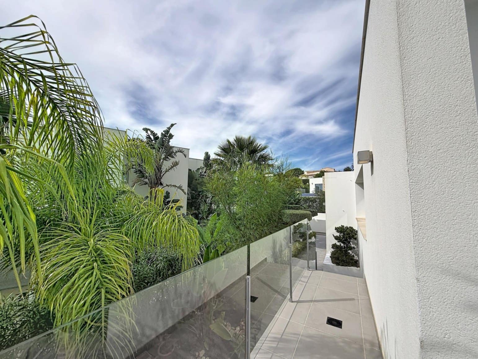 4 bedroom Villa for sale in Benitachell / Benitatxell with pool garage - € 1,695,000 (Ref: 10158497)