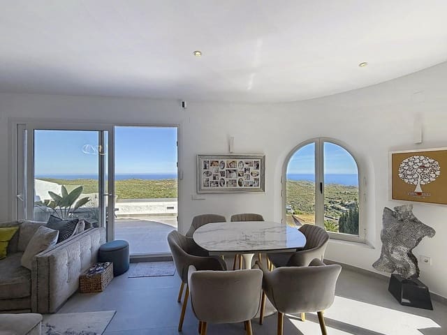 4 bedroom Villa for sale in Cumbre del Sol, Benitachell / Benitatxell with pool garage - € 895,000 (Ref: 10185344)